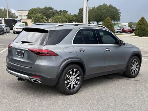 Used 2025 Mercedes-Benz GLE 450 4MATIC w/ Winter Package image 5