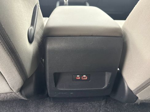 Used 2022 Nissan Frontier SV w/ Technology Package RWD image 37