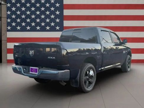 Used 2018 RAM 1500 Classic SLT image 5