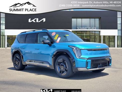 Certified 2026 Kia EV9 GT-Line AWD/4WD image 1