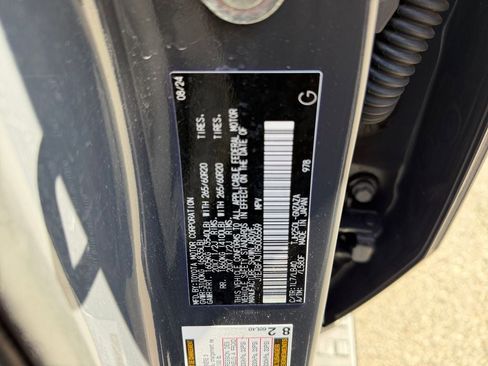 Used 2024 Toyota Land Cruiser w/ Premium Package image 31