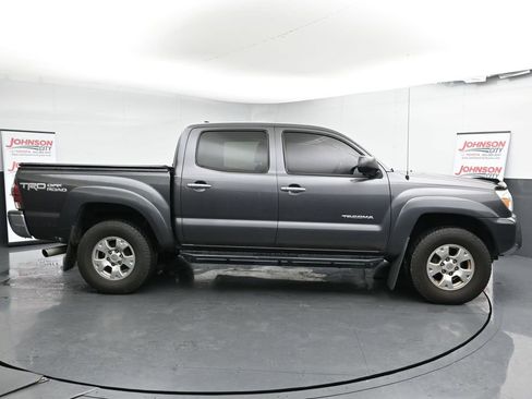 Used 2015 Toyota Tacoma 4x4 Double Cab image 9