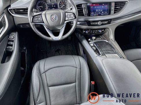Used 2023 Buick Enclave Essence AWD/4WD image 27