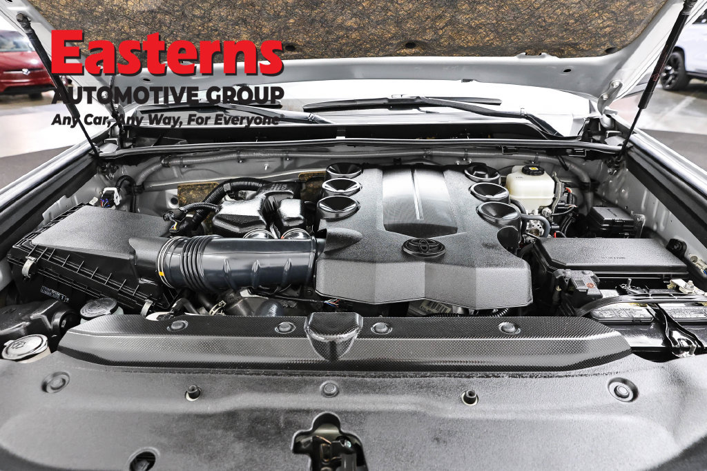 Used 2024 Toyota 4Runner SR5 AWD/4WD image 8