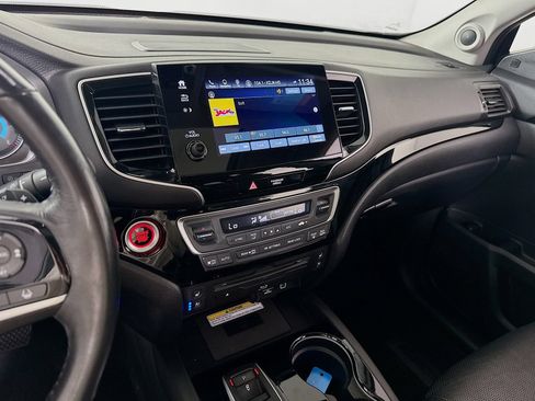 Used 2019 Honda Pilot Elite image 16