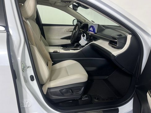 Certified 2026 Toyota Crown Limited w/ Advanced Technology Package image 26