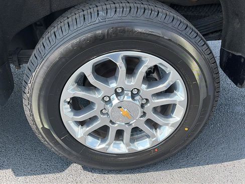 Used 2024 Chevrolet Silverado 2500 LTZ w/ LTZ Convenience Package AWD/4WD image 40