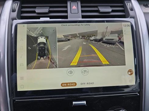 New 2026 Land Rover Discovery Limited Edition image 22