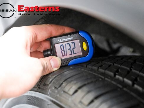 Used 2022 Nissan Rogue Sport SL w/ Premium Package image 41