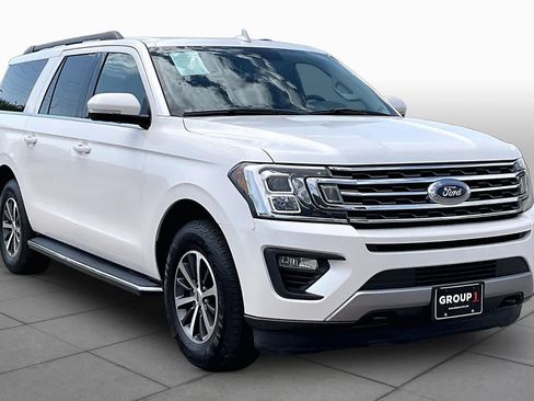 Used 2018 Ford Expedition Max XLT w/ Equipment Group 202A AWD/4WD image 3