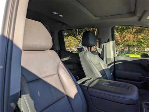 Used 2019 Chevrolet Silverado 1500 RST image 19