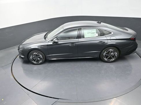 New 2026 Hyundai Sonata SEL FWD image 24