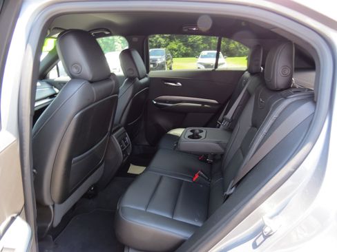 Certified 2024 Cadillac XT4 Premium Luxury image 10