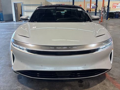Used 2024 Lucid Air Touring AWD/4WD image 2