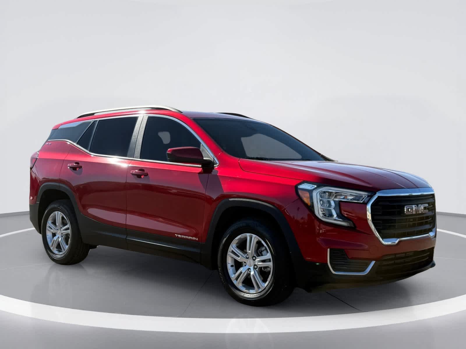 Used 2022 GMC Terrain SLE w/ Driver Convenience Package AWD/4WD image 11