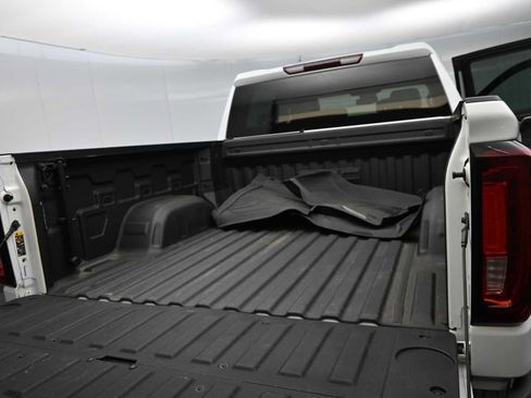 Used 2023 GMC Sierra 1500 SLT w/ SLT Premium Package AWD/4WD image 15