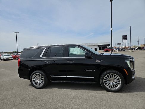 New 2026 GMC Yukon Elevation image 6