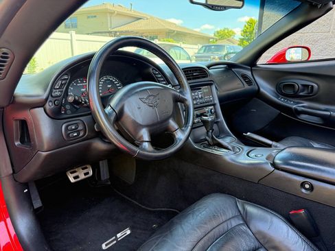 Used 2003 Chevrolet Corvette Convertible w/ Preferred Equipment Group1 RWD image 16