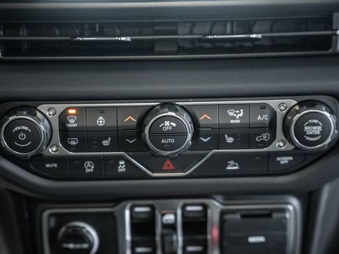 New 2026 Jeep Gladiator Mojave AWD/4WD image 22