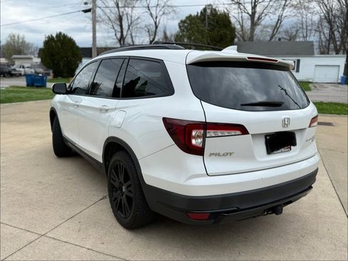Used 2021 Honda Pilot Black Edition image 8