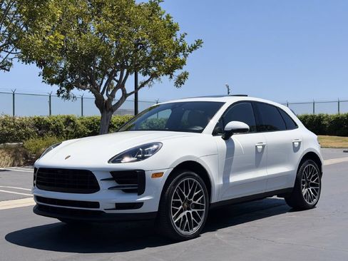 Used 2021 Porsche Macan S AWD/4WD image 1