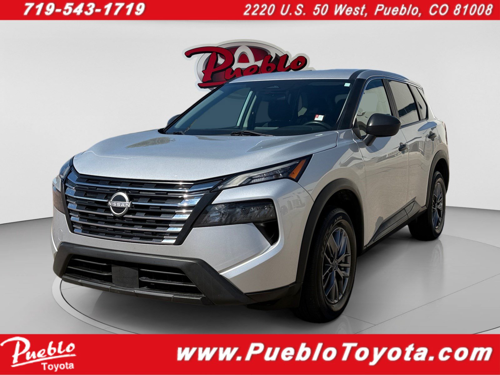 Used 2024 Nissan Rogue S AWD/4WD image 1
