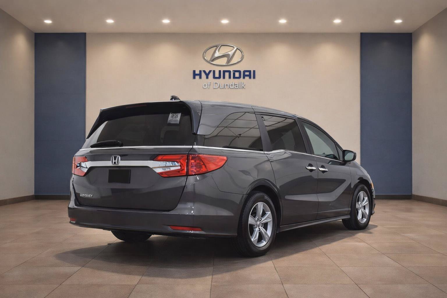Used 2019 Honda Odyssey EX image 2