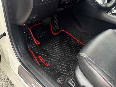 Used 2016 MAZDA MAZDA3 i Grand Touring image 8