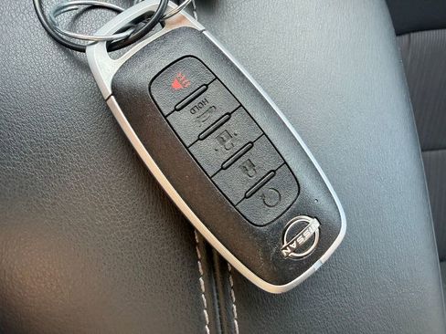 Used 2025 Nissan Sentra SV w/ All-Weather Package image 30