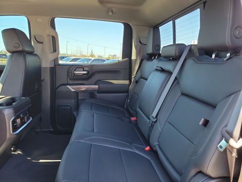 Used 2022 Chevrolet Silverado 1500 LTZ image 10