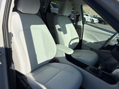 Certified 2025 Hyundai Kona SEL image 16