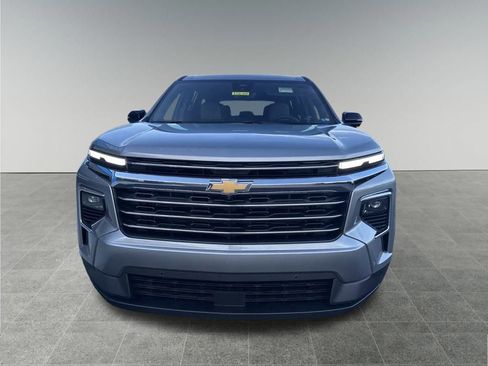 New 2026 Chevrolet Traverse LT w/ Enhanced Driving Package image 9