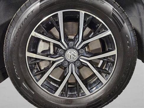 Used 2021 Volkswagen Tiguan SE w/ Panoramic Sunroof Package FWD image 23