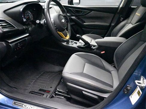 Used 2021 Subaru Crosstrek 2.5i Sport w/ Moonroof Package image 18