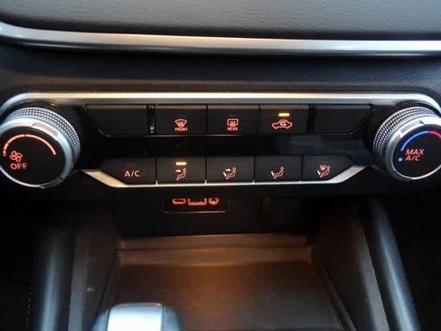 Used 2022 Nissan Altima 2.5 SR image 31