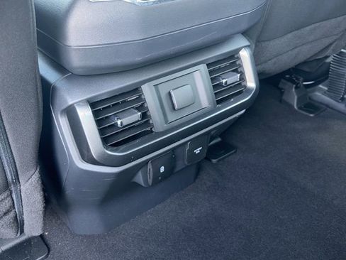 Used 2023 Ford F150 4x4 SuperCrew Hybrid image 6