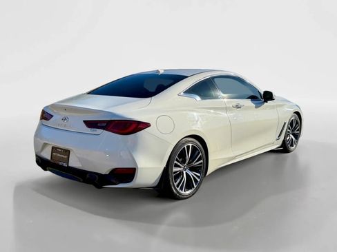 Used 2020 INFINITI Q60 3.0t image 4