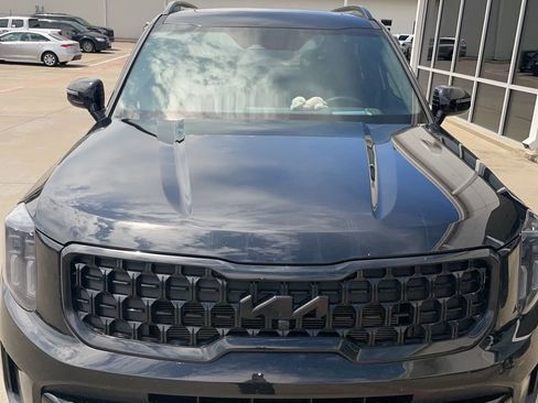 Used 2025 Kia Telluride SX Prestige X-Line AWD/4WD image 3