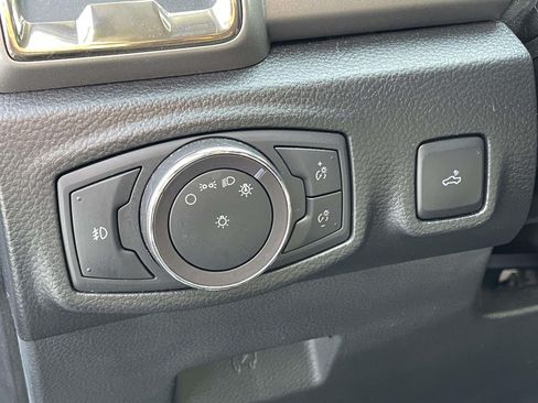 Used 2019 Ford Ranger XLT w/ Equipment Group 302A Luxury RWD image 18