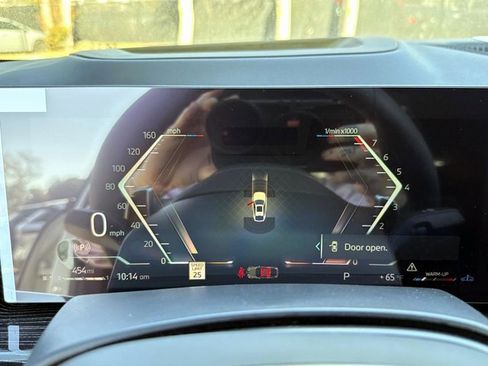 New 2026 BMW X6 xDrive40i w/ Executive Package image 34