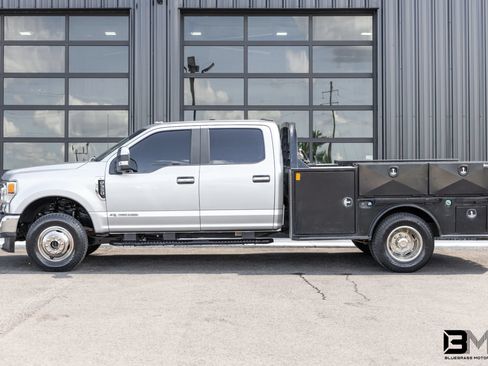 Used 2022 Ford F350 XL w/ Power Equipment Group AWD/4WD image 4