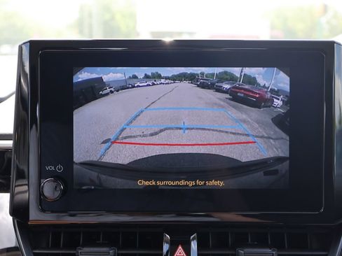 Used 2026 Toyota Corolla LE FWD image 10