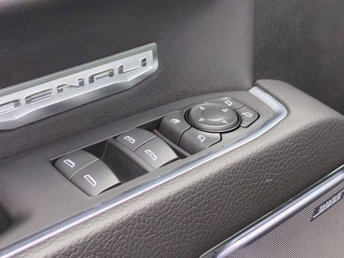 Used 2024 GMC Sierra 1500 Denali w/ Denali Reserve Package AWD/4WD image 15