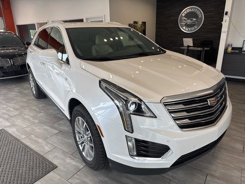 Used 2017 Cadillac XT5 Luxury AWD/4WD image 2
