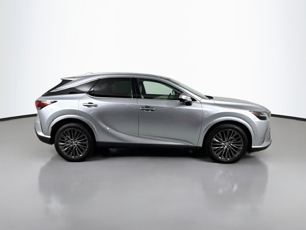 Certified 2023 Lexus RX 350 FWD w/ Cold Area Package image 4