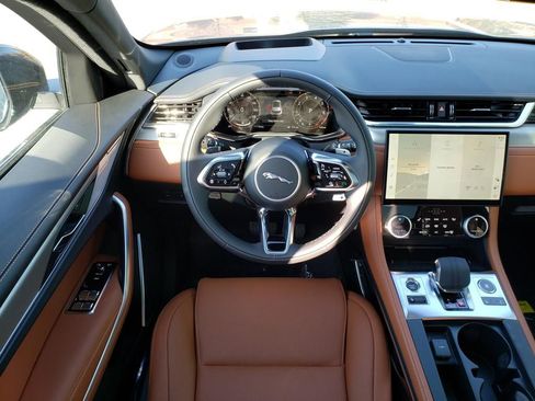 New 2026 Jaguar F-PACE R-Dynamic S image 13