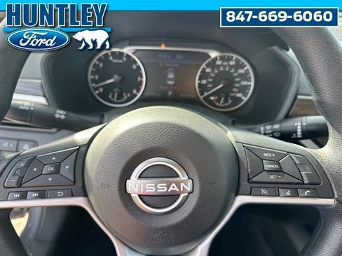 Used 2024 Nissan Altima 2.5 SV AWD/4WD image 20