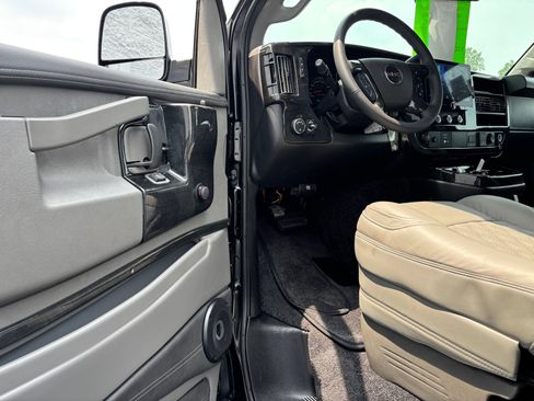 New 2026 GMC Savana 2500 Extended w/ Driver Convenience Package RWD image 14