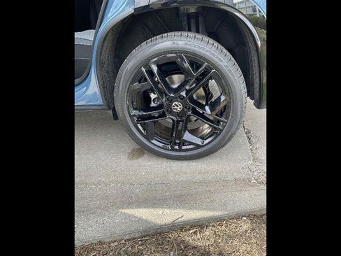 New 2026 Volkswagen Tiguan SE R-Line AWD/4WD image 11