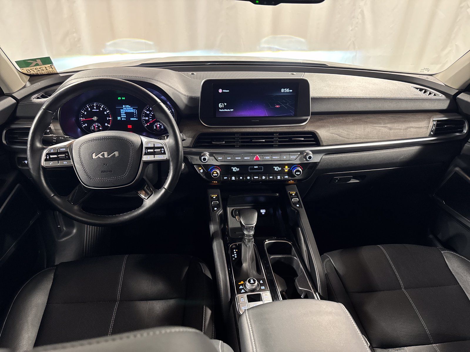 Used 2022 Kia Telluride EX w/ EX Premium Package AWD/4WD image 4